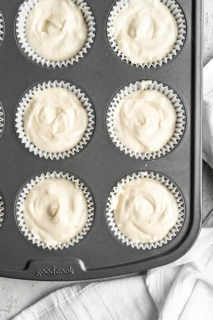 raspberry lemon poke cupcakes 3 1